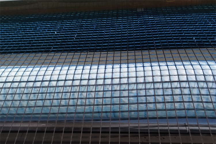 玻璃鋼格柵蓋板 打造垂釣園安全、耐用、美觀的走道優選方案